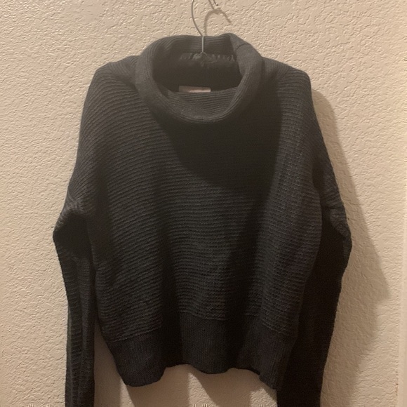 Banana Republic Sweaters - Banana Republic merino wool, alpaca & nylon sweater